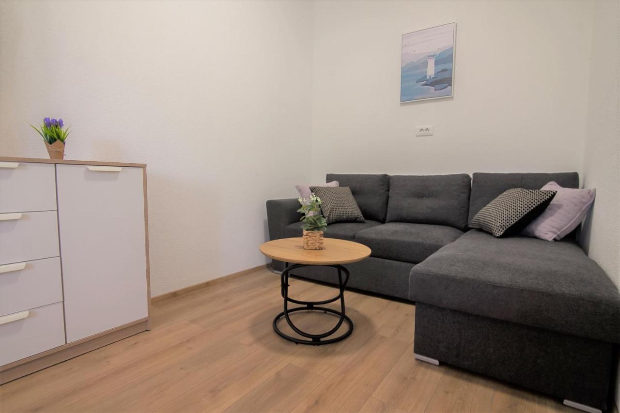 Domus Apartments Bol Extérieur photo
