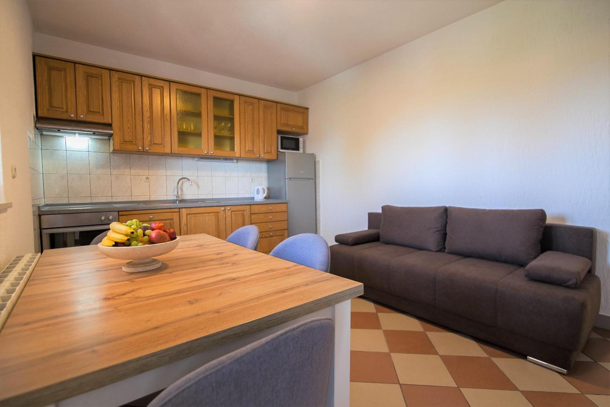 Domus Apartments Bol Extérieur photo
